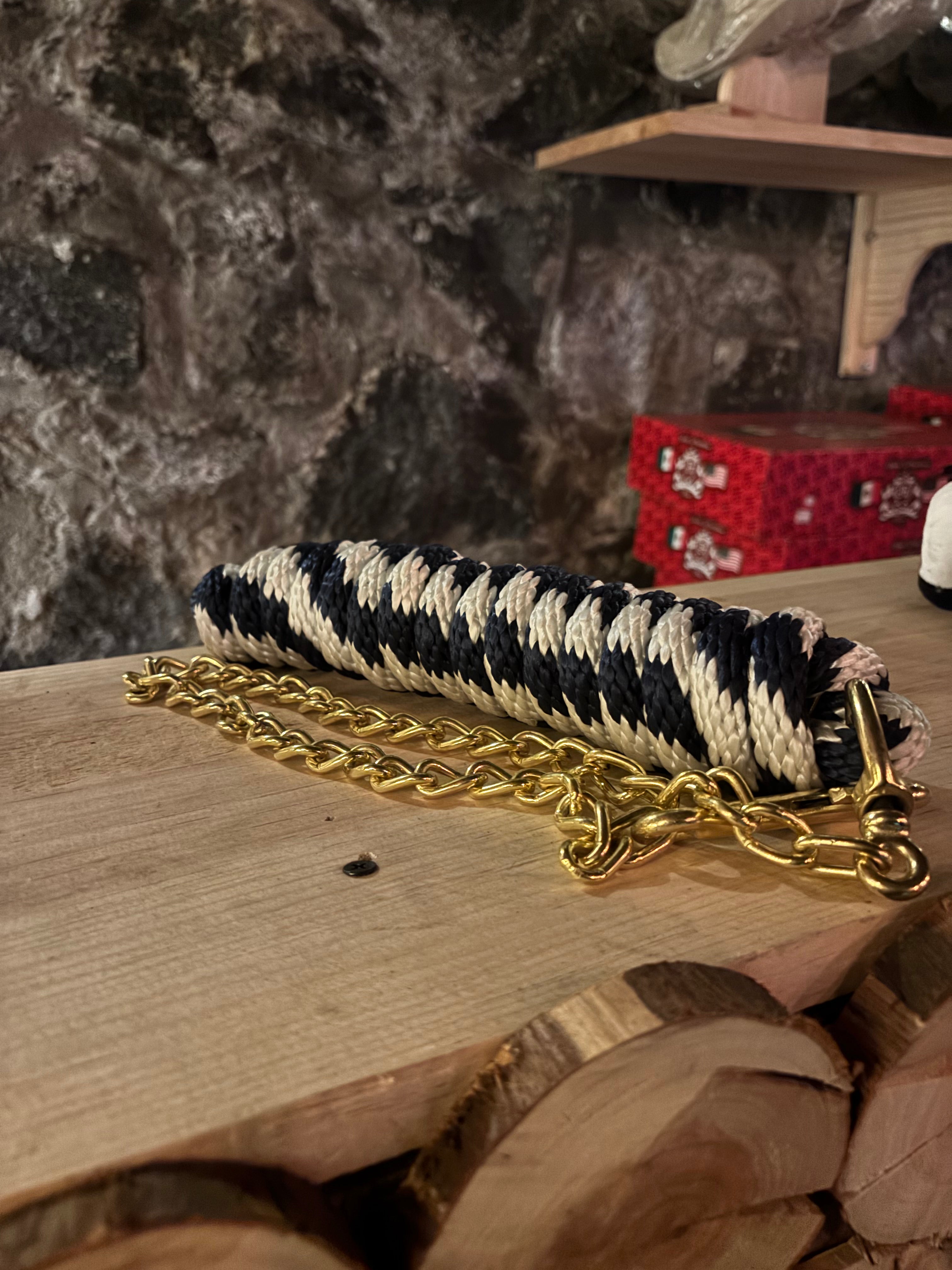 Paseadores con cadena