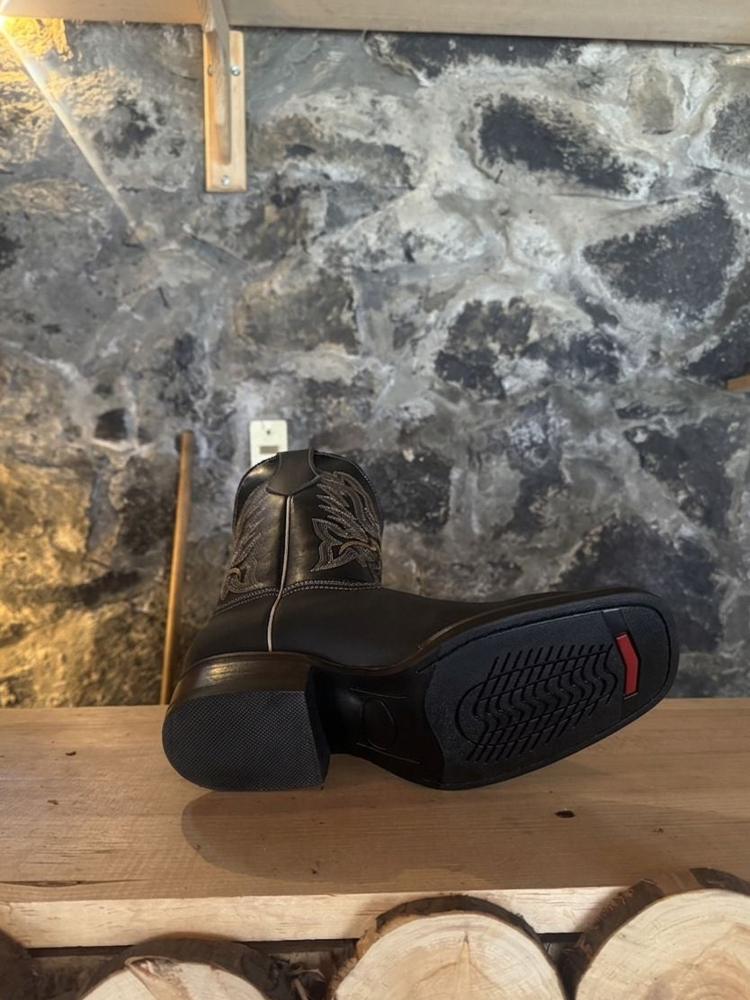 Botas Bull Color Negro 100% Piel Bovino